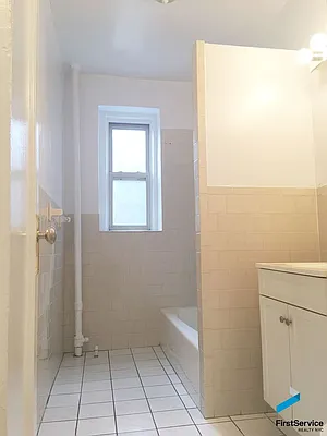 Rented by FirstService Realty (legacy) | media 8