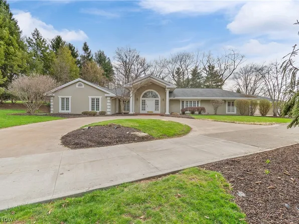 2520 Glenmont Rd NW, Canton, OH 44708