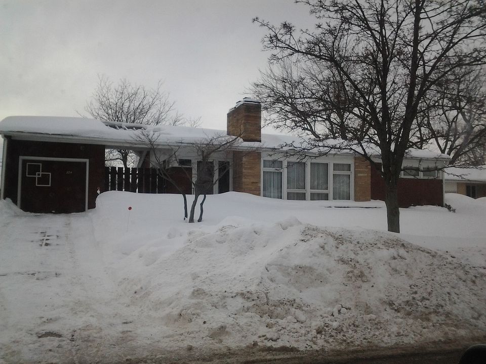 1st image of 224 Ferndale Ave