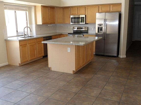 4th image of 22824 N 32nd Ave