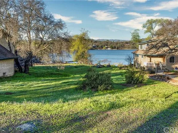 18963 N Shore Dr, Hidden Valley Lake, CA 95467