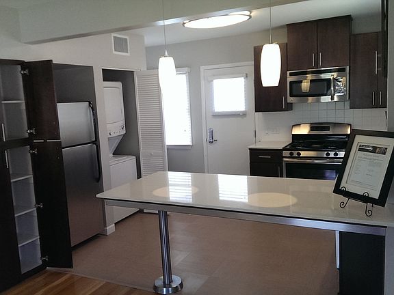 4th image of 1741 Penmar Ave