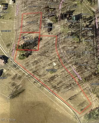 Deer Rd SW, Bowerston, OH 44695