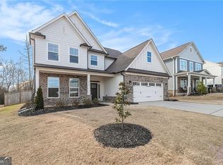 6829 Benjamin Dr, Flowery Branch, GA