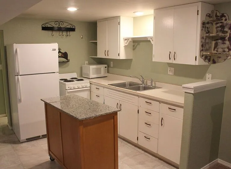 2720 W Heron St #B — Photo 7