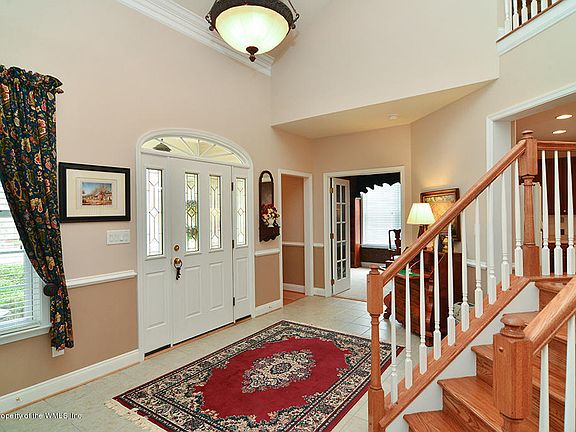 3rd image of 6855 Arthur Hills Dr