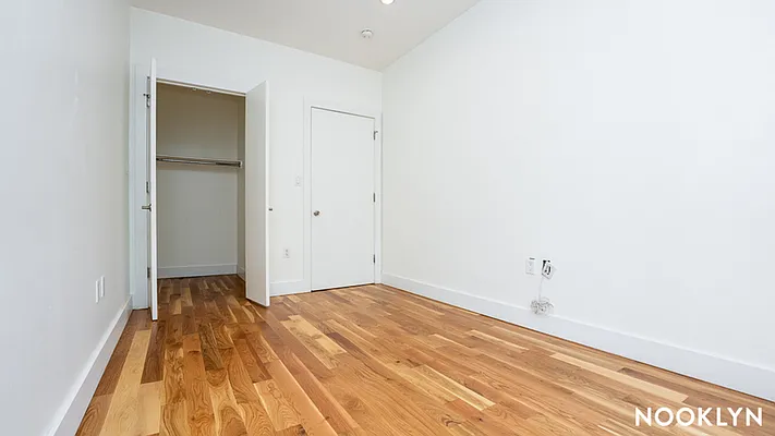 Rented by Nooklyn NYC LLC | media 27