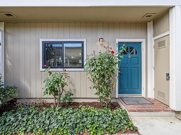 5th image of 876 Ursa Ln