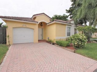 8102 SW 157th Ct, Miami, FL 33193