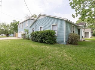 301 S 6th St, La Porte, TX 77571