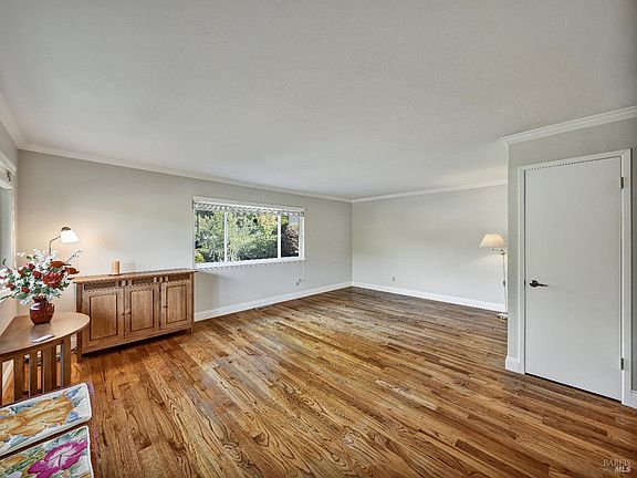 4th image of 5535 El Encanto Circle