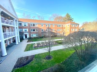 2246 Sherman Ave APT 2, Evanston, IL 60201