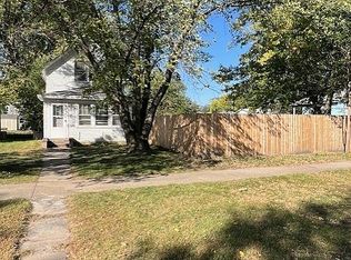 653 Nebraska Ave SW, Huron, SD 57350