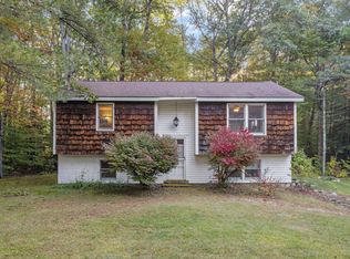 10 Woodlawn Ave, Northfield, NH 03276