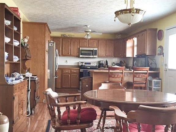 4th image of 134 General Cleburn Dr