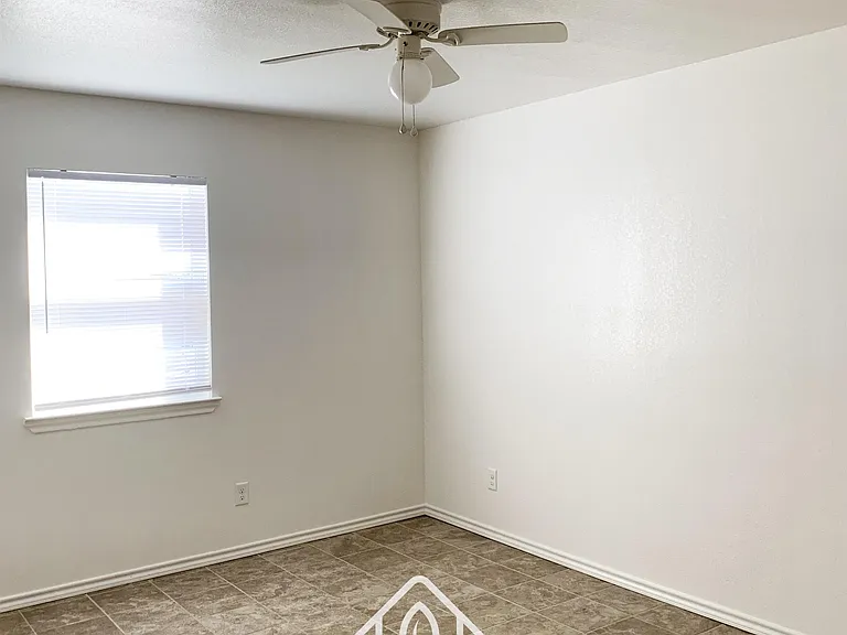 7037 Minor Rd — Photo 5