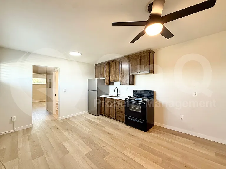 25 E Eva St #13 — Photo 16