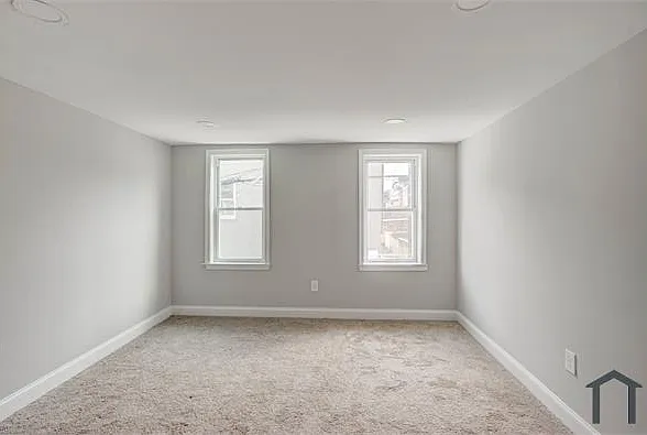 1 N East Ave — Photo 19