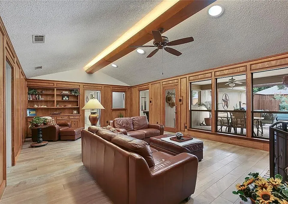 2403 Blue Cypress Dr