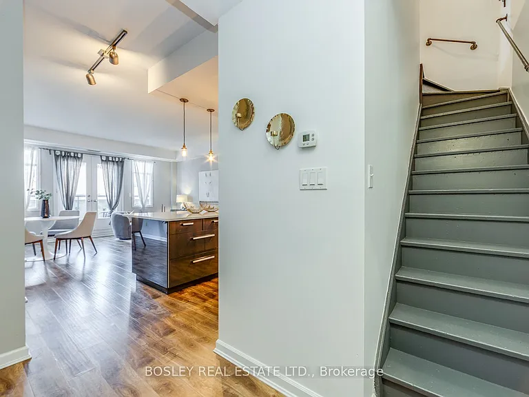 500 Richmond St W #319 — Photo 7