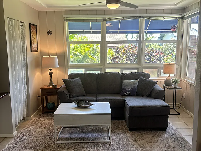 2736 Puu Hoolai St — Photo 1