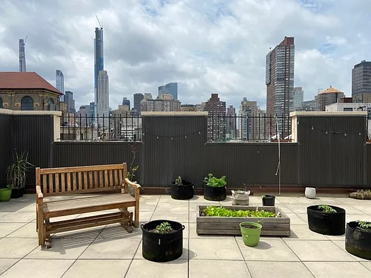 Rented by Digs Realty Group | media 9