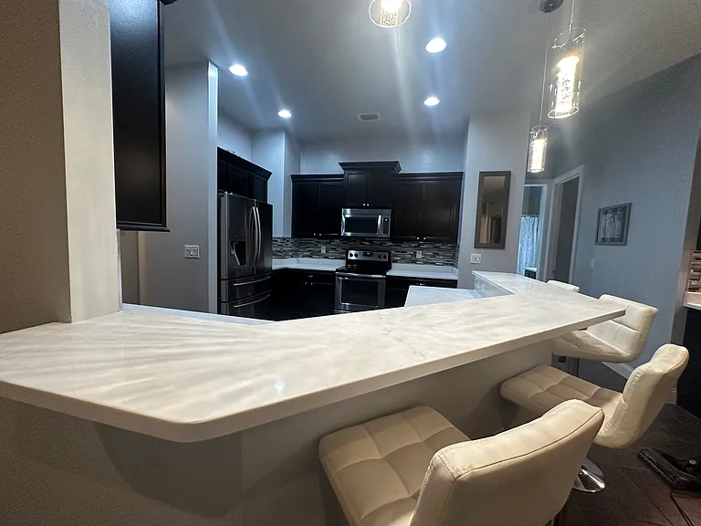 Quartz Bar