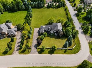 43 Grayfield Dr, Whitchurch Stouffville, ON L4A0B1