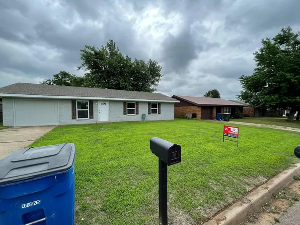 1110 N Aspen St, Marlow, OK 73055