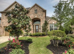 10 Woodmoor Pl, Magnolia, TX 77354