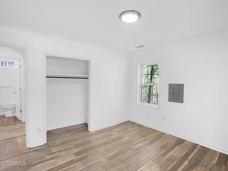 28 Oak Ln — Photo 4