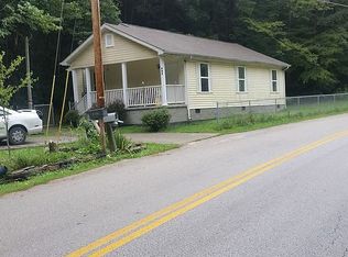 589 Nada Tunnel Rd, Stanton, KY 40380
