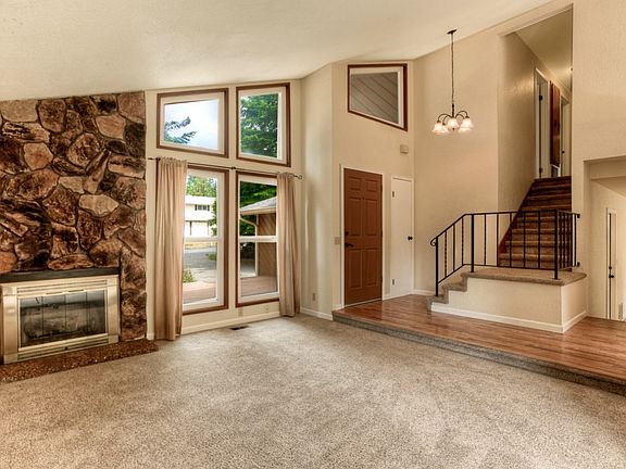 2nd image of 10510 141st Street Ct E