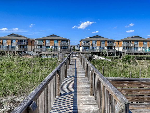 3rd image of 31 Ocean Isle West Boulevard #B3
