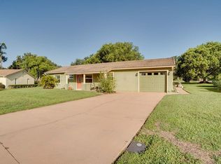 8429 Jacqueline Ct, Zephyrhills, FL 33541