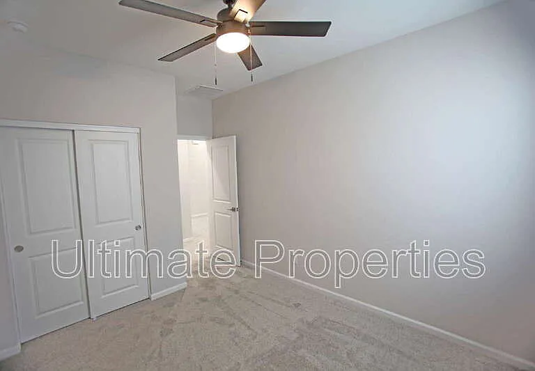 18182 W Poston Dr — Photo 17