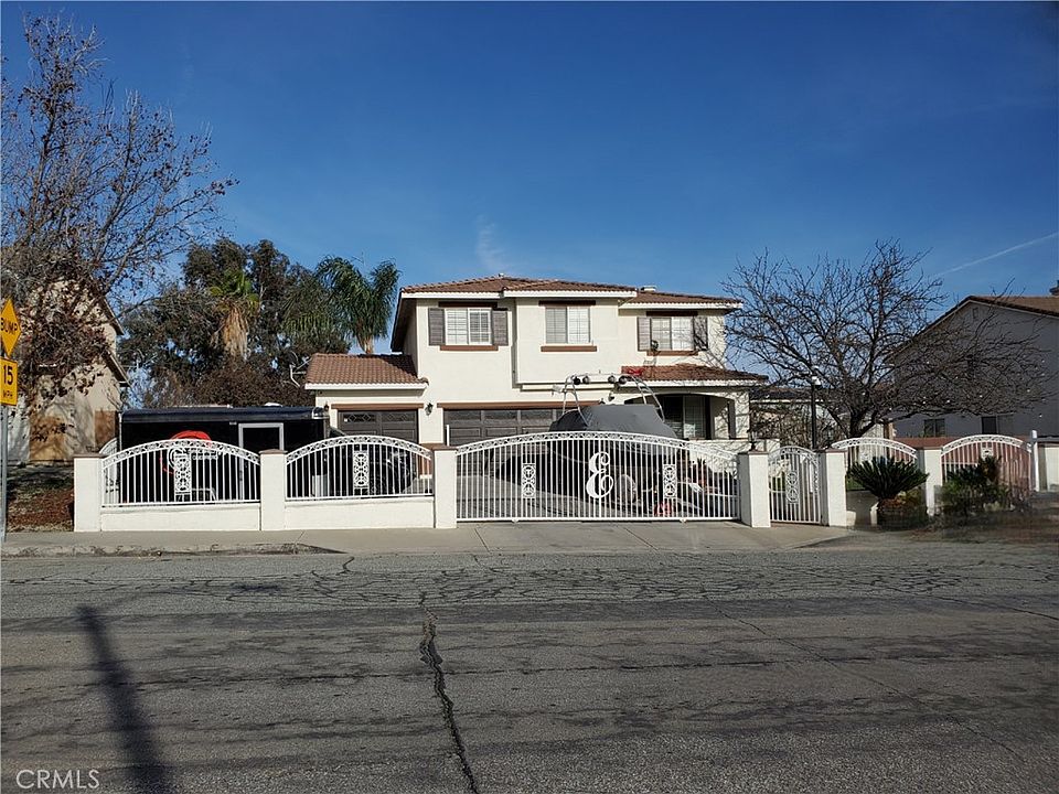 1st image of 16164 Emma Ln