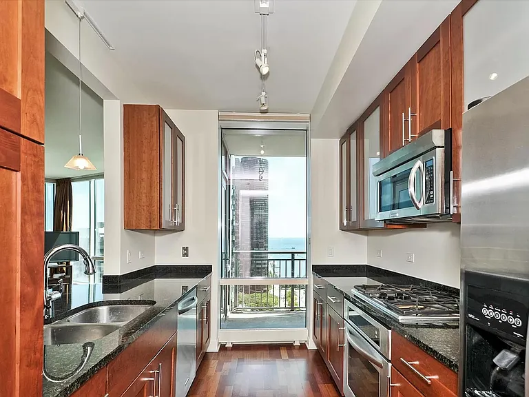 505 N McClurg Ct #3102 — Photo 24