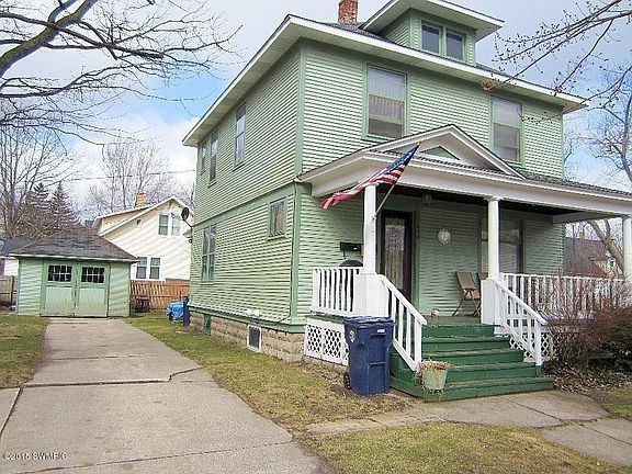 5th image of 436 Pine Ave