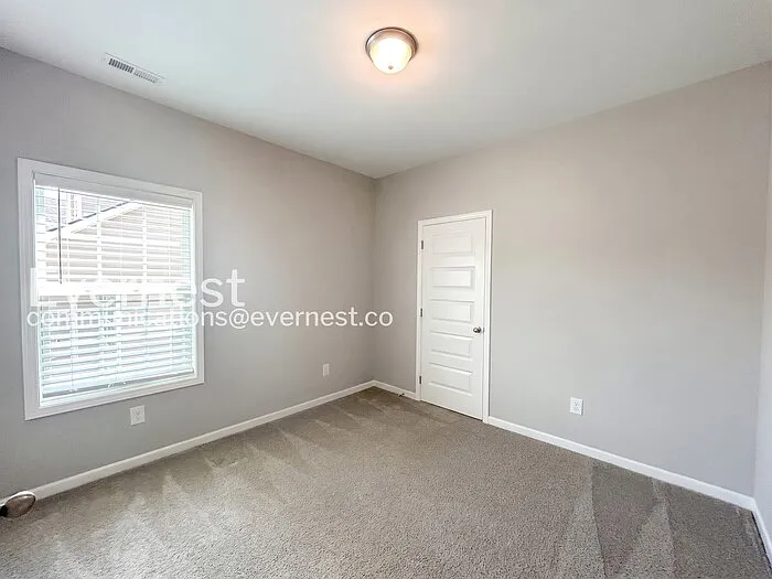 1014 Echo Ridge Rd — Photo 11