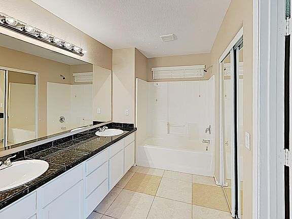 5th image of 40120 N Calabria St