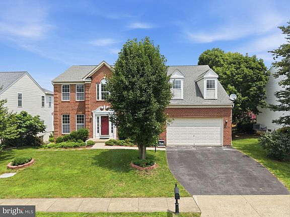 3rd image of 14090 Eagle Chase Cir