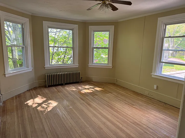 415 Blackstone St #1 — Photo 12