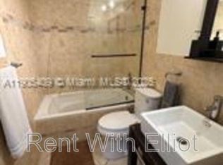 3242 Jackson St, Hollywood, FL 33020