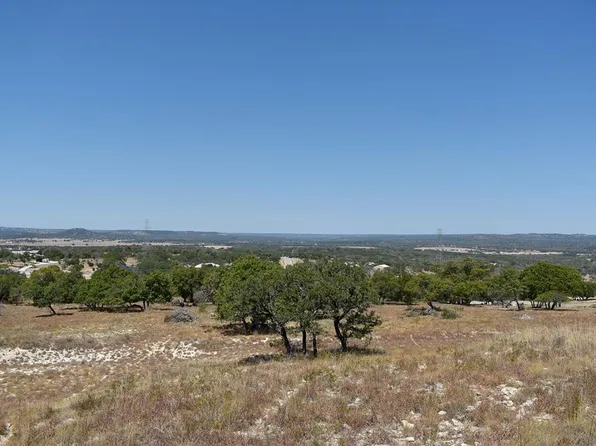 689 Kendall Jackson, Comfort, TX 78013