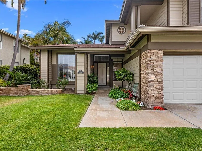 219 Pacific View Ln — Photo 6