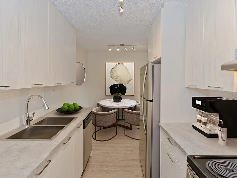 L208 University Dr NW — Photo 1