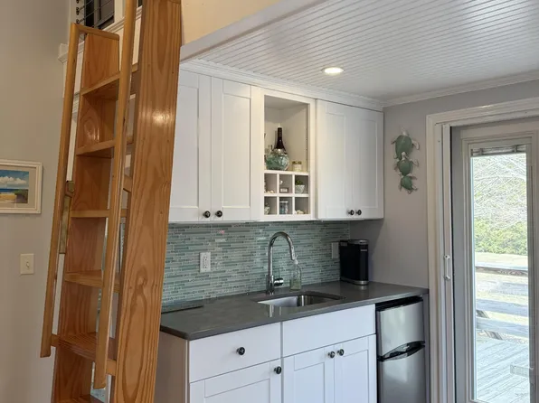 1706 Route 6A #18, East Dennis, MA 02641