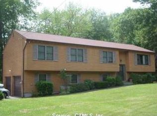 150 Laura Rd, Hamden, CT 06514