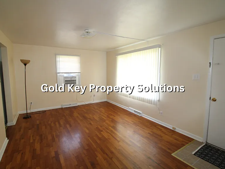 4105 Main Street — Photo 5